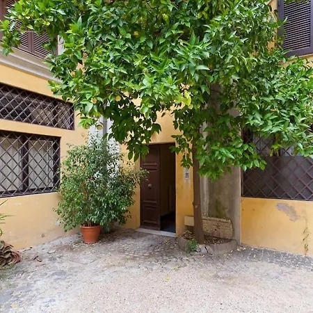 דירה Discover The Pantheon From The Berardi Flat