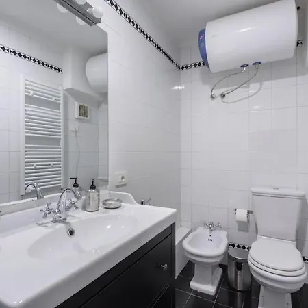 Discover The Pantheon From The Berardi Flat *