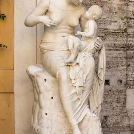 Discover The Pantheon From The Berardi Flat Apartment *