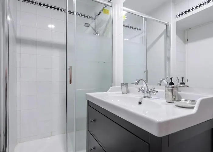 Discover The Pantheon From The Berardi Flat Apartment