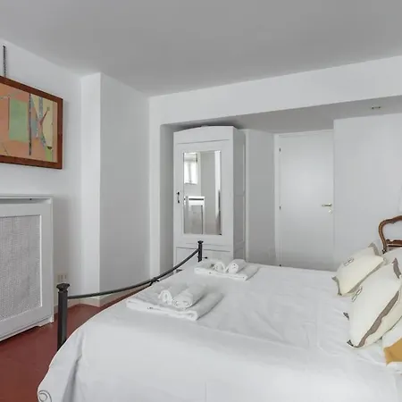 Discover The Pantheon From The Berardi Flat Ρώμη