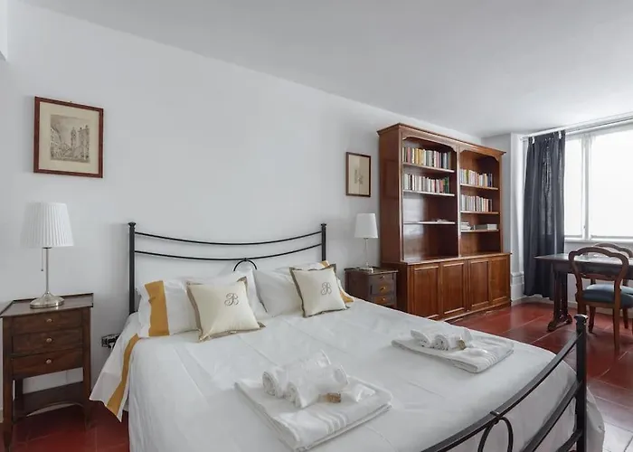 Discover The Pantheon From The Berardi Flat * Rzym
